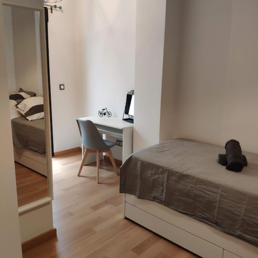Unique Apartment In Malaga City Center With Pool Dış mekan fotoğraf